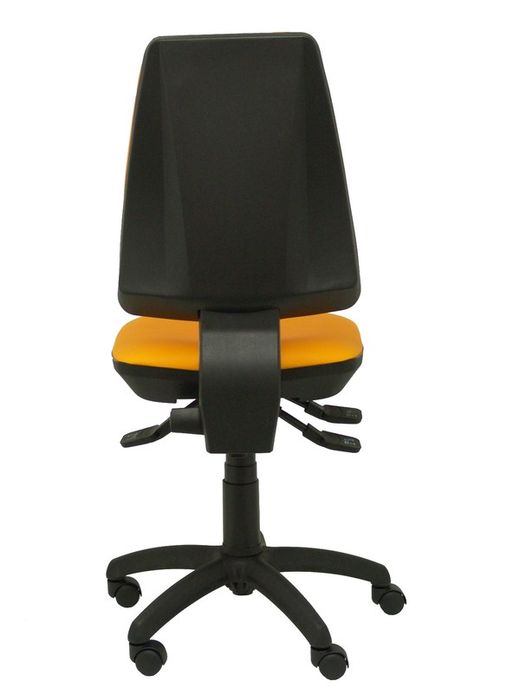 Modelo Elche - Silla de oficina ergonómica con mecanismo asincro, regulable en altura. Asiento y respaldo tapizados en similpiel color naranja.