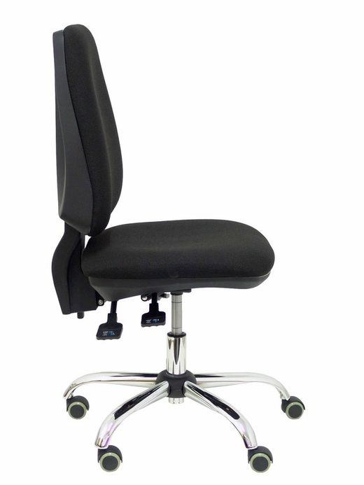 Modelo Elche - Silla de oficina ergonómica con mecanismo asincro y regulable en altura - Asiento y respaldo tapizados en tejido BALI color negro - Espuma viscoelástica, base cromada y ruedas con rodamiento de goma.