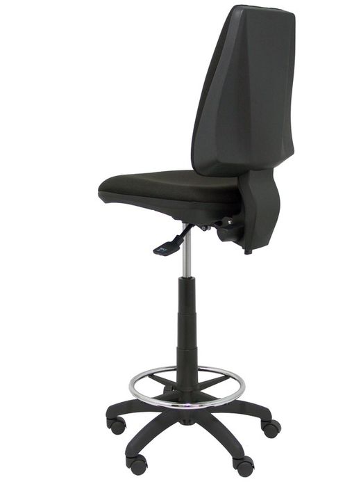 Modelo Elche taburete asincro - Taburete ergonómico con mecanismo asincro y regulable en altura - Asiento y respaldo tapizados en tejido BALI color negro.