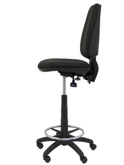 Modelo Elche taburete asincro - Taburete ergonómico con mecanismo asincro y regulable en altura - Asiento y respaldo tapizados en tejido BALI color negro.