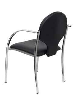 Modelo Hellin - Pack 2 sillas confidentes ergonómicas con brazos fijos incorporados, apilable y estructura cromada - Asiento y respaldo tapizados en similpiel color negro