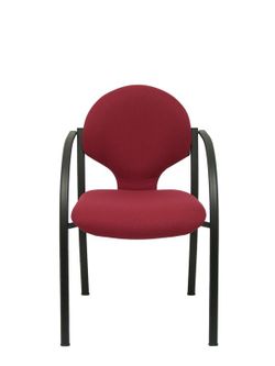 Modelo Hellin  Pack de 2 sillas confidente ergonómica con brazos fijos incorporados, apilable y estructura en color negro  Asiento y respaldo tapizados en tejido BALI color granate