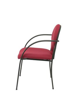 Modelo Hellin  Pack de 2 sillas confidente ergonómica con brazos fijos incorporados, apilable y estructura en color negro  Asiento y respaldo tapizados en tejido BALI color granate