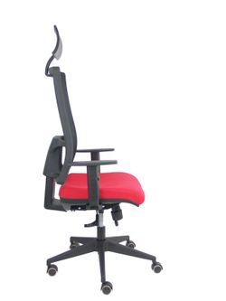 Modelo Horna - Silla de oficina ergonómica con mecanismo sincro con traslack y regulable en altura - Respaldo alto de malla transpirable con cabecero fijo y apoyo lumbar regulable. Asiento tapizado en tejido BALI color rojo.