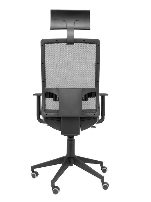 Modelo Horna  Silla de oficina ergonómica con mecanismo sincro y regulable en altura  Respaldo alto de malla transpirable con cabecero y asiento tapizado en piel color negro (CON CABECERO INCLUIDO)