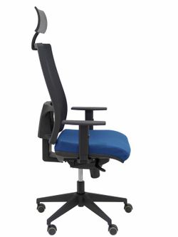 Modelo Horna - Silla de oficina ergonómica con mecanismo sincro y regulable en altura - Respaldo alto de malla transpirable con cabecero y asiento tapizado en tejido BALI color azul marino (CON CABECERO INCLUIDO)