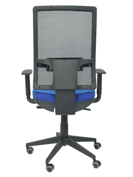 Modelo Horna - Silla de oficina ergonómica con mecanismo sincro y regulable en altura - Respaldo alto de malla transpirable y asiento tapizado en tejido BALI color azul.