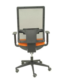 Modelo Horna - Silla de oficina ergonómica con mecanismo sincro y regulable en altura - Respaldo alto de malla transpirable y asiento tapizado en tejido BALI color naranja