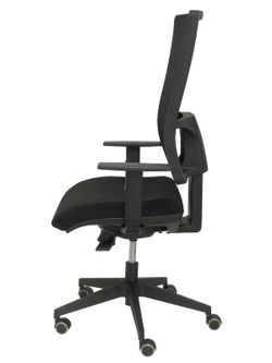 Modelo Horna - Silla de oficina ergonómica con mecanismo sincro y regulable en altura - Respaldo alto de malla transpirable y asiento tapizado en tejido BALI color negro.