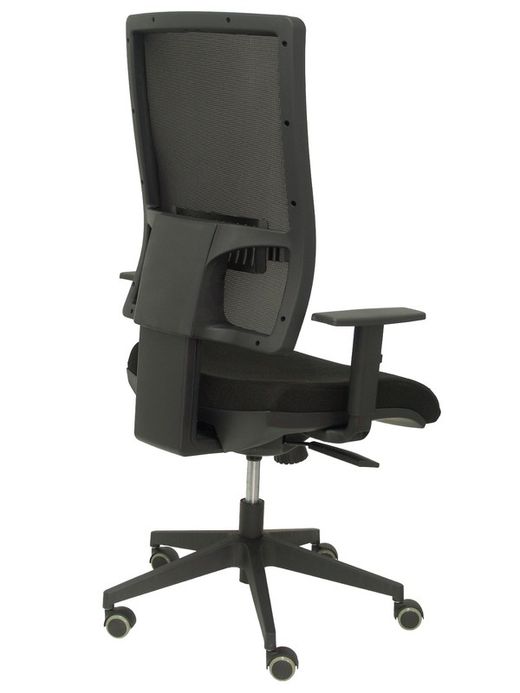 Modelo Horna - Silla de oficina ergonómica con mecanismo sincro y regulable en altura - Respaldo alto de malla transpirable y asiento tapizado en tejido BALI color negro.