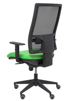 Modelo Horna - Silla de oficina ergonómica con mecanismo sincro y regulable en altura - Respaldo alto de malla transpirable y asiento tapizado en tejido BALI color pistacho