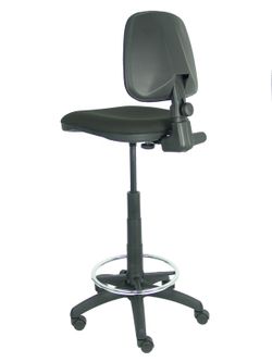 Modelo Isso - Taburete ergonómico giratorio y regulable en altura con aro reposapiés cromado (INCLUIDO)  Asiento y respaldo tapizados en tejido bali color negro.