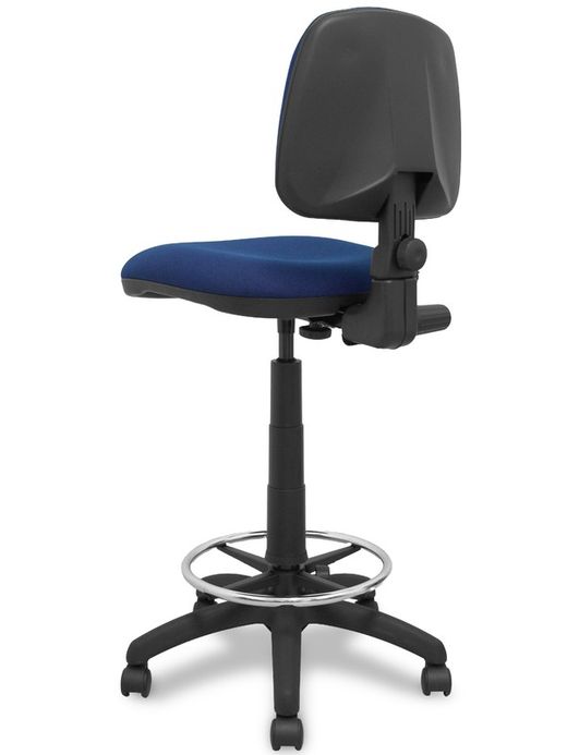 Modelo Isso - Taburete ergonómico giratorio y regulable en altura con aro reposapiés cromado (INCLUIDO)  Asiento y respaldo tapizados en tejido bali color turquesa.