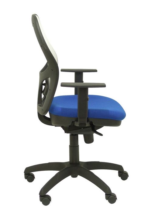 Modelo Jorquera - Silla de oficina ergonómica con mecanismo sincro, brazos regulables y ajustable en altura - Respaldo de malla transpirable en color blanco y asiento tapizados en tejido BALI color azul