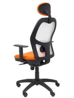 Modelo Jorquera - Silla de oficina ergonómica con mecanismo sincro, brazos regulables y ajustable en altura  Respaldo de malla transpirable en color blanco y asiento tapizados en tejido BALI color naranja (CON CABECERO)