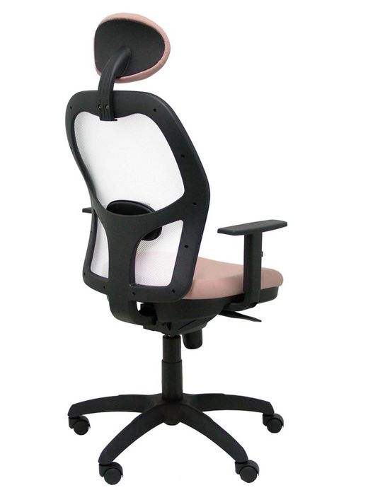 Modelo Jorquera - Silla de oficina ergonómica con mecanismo sincro, brazos regulables y ajustable en altura  Respaldo de malla transpirable en color blanco y asiento tapizados en tejido BALI color rosa pálido (CON CABECERO)