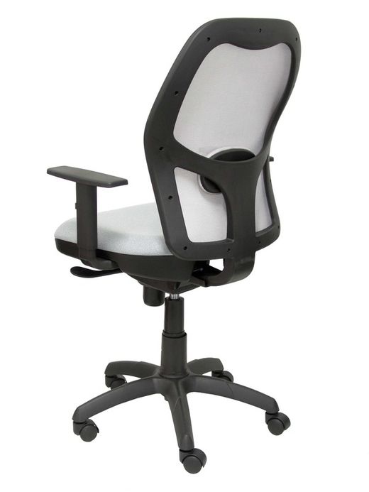 Modelo Jorquera - Silla de oficina ergonómica con mecanismo sincro, brazos regulables y ajustable en altura - Respaldo de malla transpirable en color gris y asiento tapizados en tejido BALI color gris