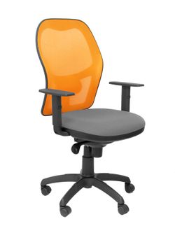 Modelo Jorquera - Silla de oficina ergonómica con mecanismo sincro, brazos regulables y ajustable en altura - Respaldo de malla transpirable en color naranja y asiento tapizados en tejido BALI color gris