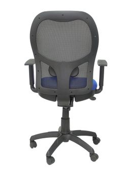 Modelo Jorquera - Silla de oficina ergonómica con mecanismo sincro, brazos regulables y ajustable en altura - Respaldo de malla transpirable en color negro y asiento tapizados en tejido BALI color azul