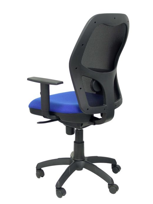 Modelo Jorquera - Silla de oficina ergonómica con mecanismo sincro, brazos regulables y ajustable en altura - Respaldo de malla transpirable en color negro y asiento tapizados en tejido BALI color azul
