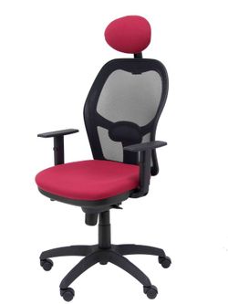 Modelo Jorquera - Silla de oficina ergonómica con mecanismo sincro, brazos regulables y ajustable en altura  Respaldo de malla transpirable en color negro y asiento tapizados en tejido BALI color granate (CON CABECERO)