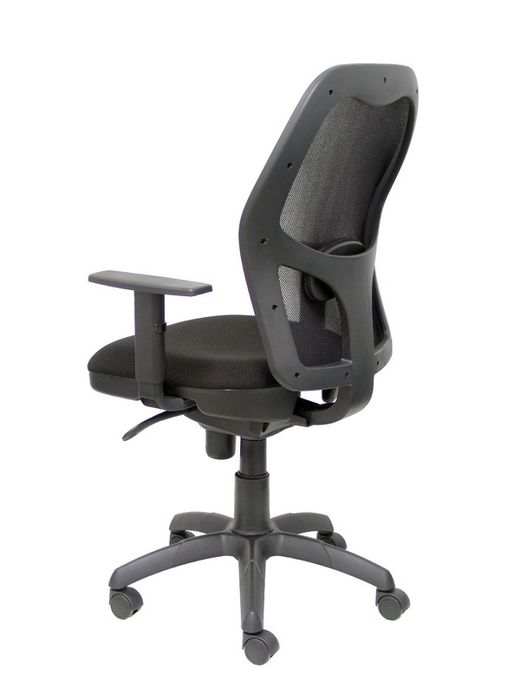 Modelo Jorquera - Silla de oficina ergonómica con mecanismo sincro, brazos regulables y ajustable en altura - Respaldo de malla transpirable en color negro y asiento tapizados en tejido BALI color negro