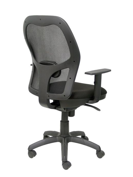 Modelo Jorquera - Silla de oficina ergonómica con mecanismo sincro, brazos regulables y ajustable en altura - Respaldo de malla transpirable en color negro y asiento tapizados en tejido BALI color negro