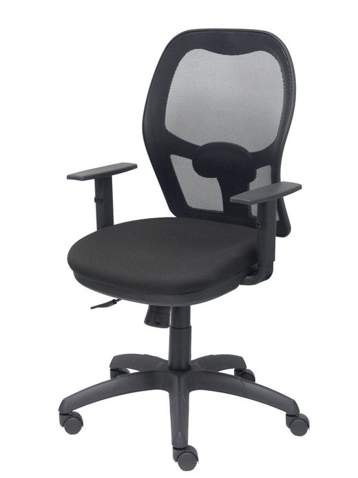 Modelo Jorquera - Silla de oficina ergonómica con mecanismo sincro, brazos regulables y ajustable en altura - Respaldo de malla transpirable en color negro y asiento tapizados en tejido BALI color negro (INCLUYE TRASLAK EN EL ASIENTO)