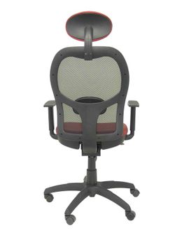 Modelo Jorquera - Silla de oficina ergonómica con mecanismo sincro, brazos regulables y ajustable en altura  Respaldo de malla transpirable en color negro y asiento tapizados en tejido SIMILPIEL color granate (CON CABECERO)