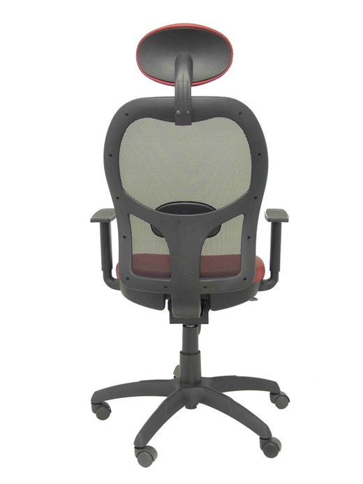 Modelo Jorquera - Silla de oficina ergonómica con mecanismo sincro, brazos regulables y ajustable en altura  Respaldo de malla transpirable en color negro y asiento tapizados en tejido SIMILPIEL color granate (CON CABECERO)