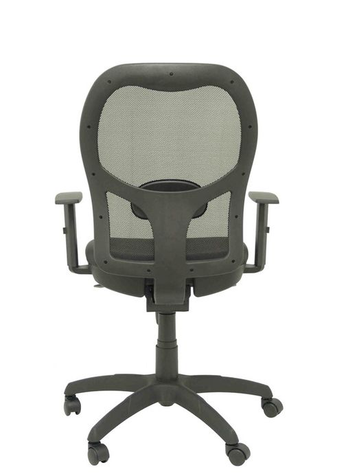 Modelo Jorquera - Silla de oficina ergonómica con mecanismo sincro, brazos regulables y ajustable en altura  Respaldo de malla transpirable en color negro y asiento tapizados en tejido SIMILPIEL color negro