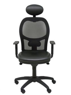 Modelo Jorquera - Silla de oficina ergonómica con mecanismo sincro, brazos regulables y ajustable en altura  Respaldo de malla transpirable en color negro y asiento tapizados en tejido SIMILPIEL color negro (CON CABECERO)