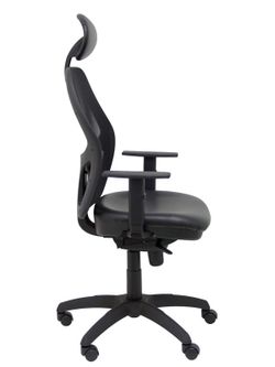 Modelo Jorquera - Silla de oficina ergonómica con mecanismo sincro, brazos regulables y ajustable en altura  Respaldo de malla transpirable en color negro y asiento tapizados en tejido SIMILPIEL color negro (CON CABECERO)