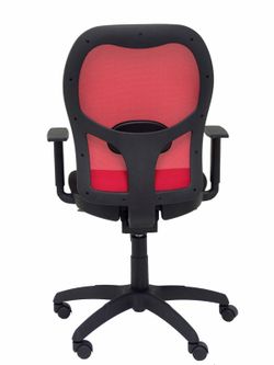 Modelo Jorquera - Silla de oficina ergonómica con mecanismo sincro, brazos regulables y ajustable en altura - Respaldo de malla transpirable en color rojo y asiento tapizados en tejido BALI color negro