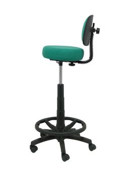 Modelo Llanos Taburete - Taburete ergonómico con mecanismo de contacto lama, regulable en altura y aro reposapiés - Asiento y respaldo tapizados en tejido bali color verde esmeralda.