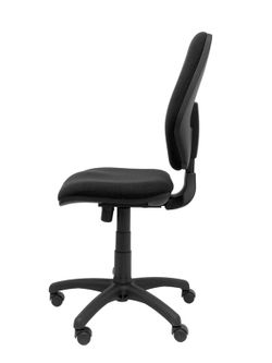Modelo Master - Silla de oficina ergonómica con mecanismo sincro y regulable en altura - Asiento y respaldo tapizados en tejido ARAN color negro