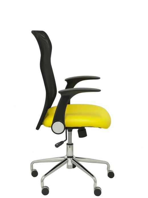 Modelo Minaya - Silla de oficina ergonómica con mecanismo basculante, brazos retráctiles y regulable en altura - Respaldo de malla transpirable y asiento tapizado en similpiel color amarillo.