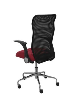 Modelo Minaya - Silla de oficina ergonómica con mecanismo basculante, brazos retráctiles y regulable en altura - Respaldo de malla transpirable y asiento tapizado en tejido BALI color granate