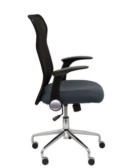 Modelo Minaya - Silla de oficina ergonómica con mecanismo basculante, brazos retráctiles y regulable en altura - Respaldo de malla transpirable y asiento tapizado en tejido BALI color gris oscuro