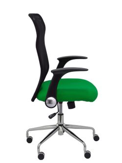 Modelo Minaya - Silla de oficina ergonómica con mecanismo basculante, brazos retráctiles y regulable en altura - Respaldo de malla transpirable y asiento tapizado en tejido BALI color verde