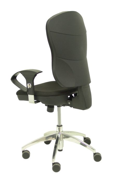 Modelo Moral - Silla de oficina ergonómica con mecanismo sincro, brazos regulables - Respaldo y asiento tapizado en tela color negro.