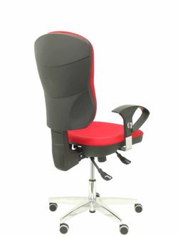 Modelo Moral - Silla de oficina ergonómica con mecanismo sincro, brazos regulables - Respaldo y asiento tapizado en tela color rojo.