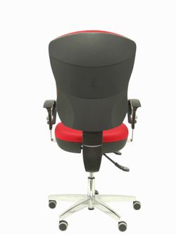 Modelo Moral - Silla de oficina ergonómica con mecanismo sincro, brazos regulables - Respaldo y asiento tapizado en tela color rojo.