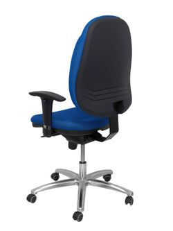 Modelo Ontur - Silla de oficina ergonómica con mecanismo sincro y regulable en altura - Asiento y respaldo tapizados en tejido de malla color azul.