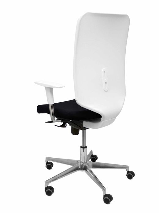 Modelo Ossa blanca - Silla de Oficina ergonómica con mecanismo sincro y regulable en altura - Respaldo de malla en color blanco y asiento tapizado en tejido BALI color negro