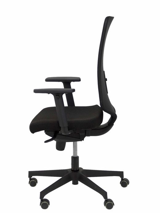 Modelo Ossa Negra - Silla de Oficina ergonómica con mecanismo sincro y regulable en altura - Respaldo de malla en color negro y asiento tapizado en tejido BALI color negro