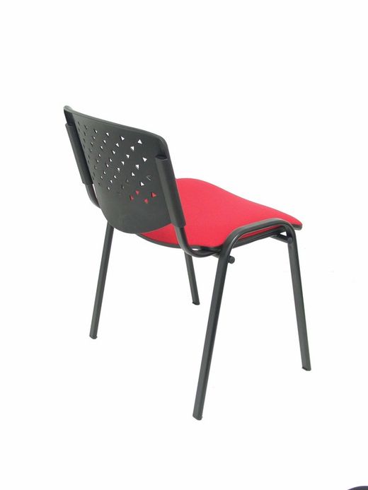 Modelo Pétrola  Pack 4 sillas confidente ergonómica, apilable, multiusos y estructura en color negro  Respaldo de PVC color negro y asiento tapizado en tejido ARAN color rojo