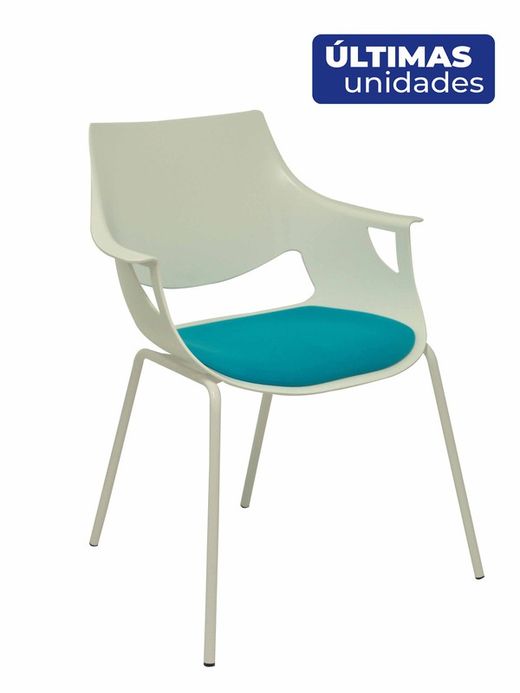 Modelo Saceruela- Pack de 3 sillas confidentes ergonómica monocarcasa con reposabrazos y estructura metálica tubular, estilo Tower - Asiento y respaldo de PVC, con acolchado en el asiento.