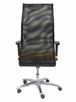 Modelo Sahuco - Sillón de dirección ergonómico con mecanismo sincro y regulable en altura - Respaldo de malla transpirable y asiento tapizados en tejido BALI color amarillo