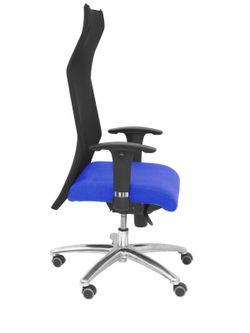 Modelo Sahuco - Sillón de dirección ergonómico con mecanismo sincro y regulable en altura - Respaldo de malla transpirable y asiento tapizados en tejido BALI color azul
